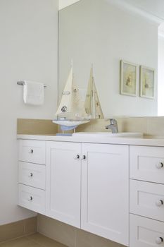Hamptons Hinterland Retreat - Australia Accommodation 6