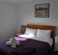 Maple Tree Cottage - Australia Accommodation