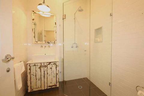 A PERFECT STAY - Cavvanbah Seaside Cottage - Australia Accommodation 4