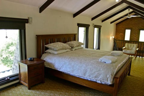 Kaighins Place - Australia Accommodation 6