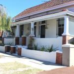 Captains Heritage Cottage - Australia Accommodation 0