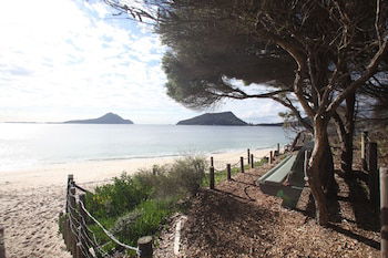 Beachfront Shoal Bay - Australia Accommodation 0