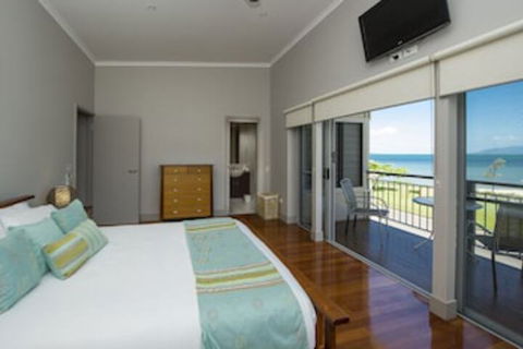 Magnetic Docks Townhouse 9 - Australia Accommodation 0