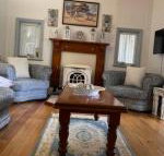Cherry Blossom Cottage - Australia Accommodation