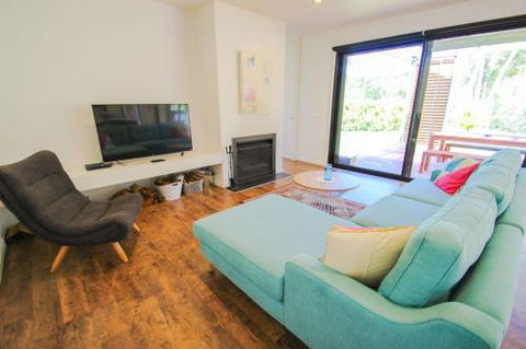 Apex House - Australia Accommodation 6