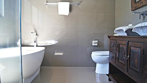 Cumberland Holiday Home Holiday Home - Australia Accommodation 1