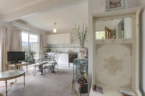 Montpellier Petite B+B - Australia Accommodation 0