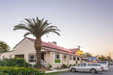 D'Aguilar Hotel Motel - Australia Accommodation 1