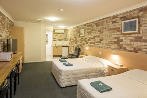 D'Aguilar Hotel Motel - Australia Accommodation 5