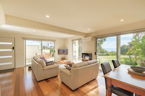Cod Rock Point - Australia Accommodation 1