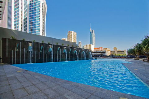Apartment Stay Circle On Cavill - Australia Accommodation 3