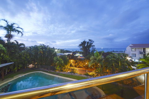 Airlie Harbour 3 Bedroom Apartment - Australia Accommodation 6