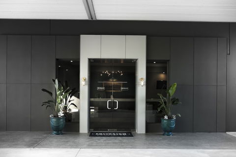 Criterion Hotel Sale - Australia Accommodation 0