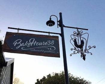 Bakehouse '38 Restaurant & Guesthouse - Australia Accommodation 1