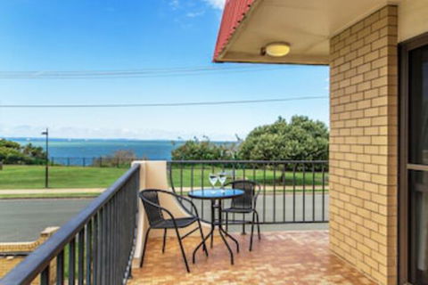 Amazing Ocean Views - Australia Accommodation 0