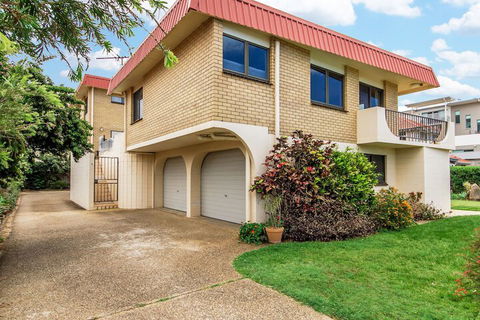 Amazing Ocean Views - Australia Accommodation 1