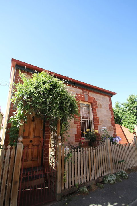 Adelaide Heritage Cottages & Apartments - Australia Accommodation 1