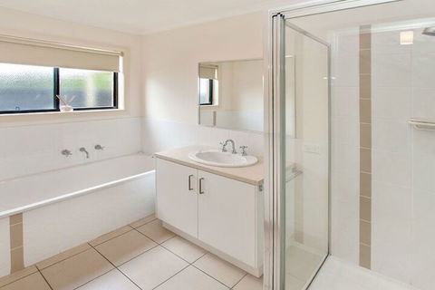 Ulmara 2 - Australia Accommodation 3