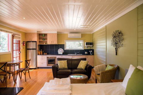 Avalon Private Spa Villa - Adults Only - Australia Accommodation 2