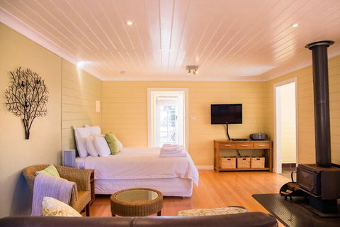 Avalon Private Spa Villa - Adults Only - Australia Accommodation 1