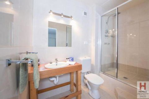 Alpine Apartment Great Location With Views Of Lake Jindabyne - Australia Accommodation 3