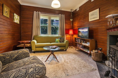 Allambee - Australia Accommodation 2