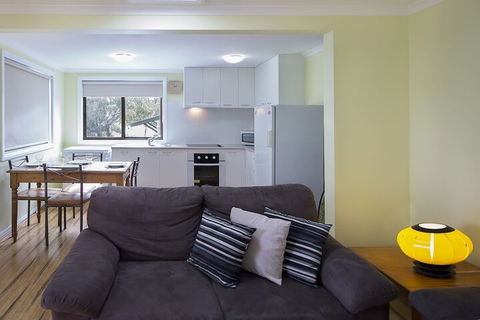 Maxs Place 2 - Australia Accommodation 2