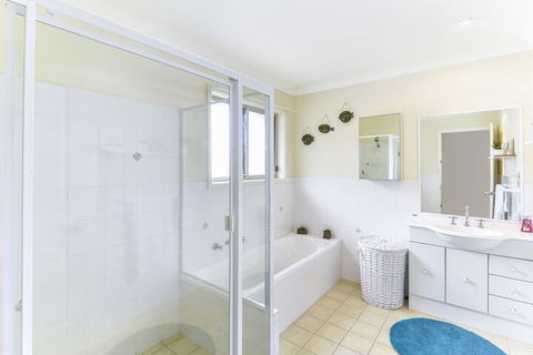 Annes Beach Getaway - Australia Accommodation 7