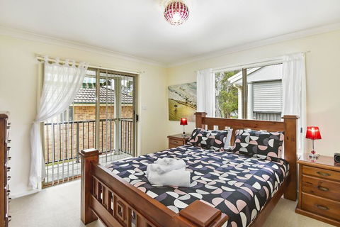 Annes Beach Getaway - Australia Accommodation 3