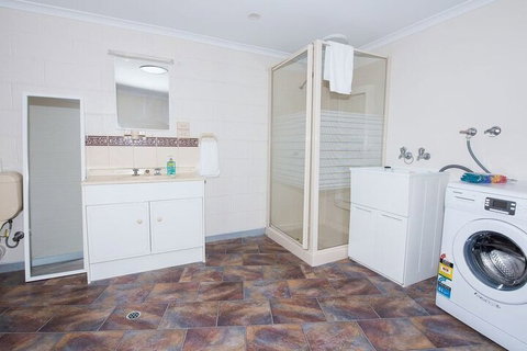 Astro Place - Australia Accommodation 4