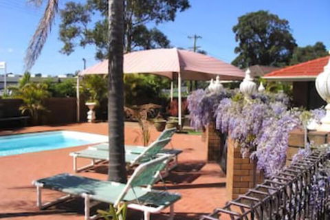 Bomaderry Motor Inn - Australia Accommodation 1