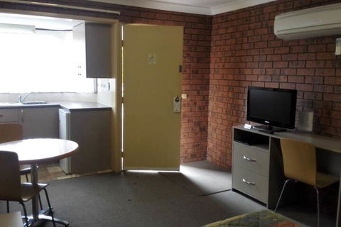 Bomaderry Motor Inn - Australia Accommodation 6