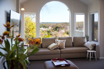 Aroona - Australia Accommodation 1