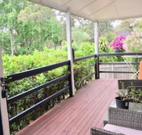 Comfy  Big Blue Cottage - Australia Accommodation