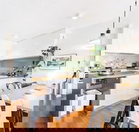 ISAAC 1BDR South Melbourne Apartment - Australia Accommodation