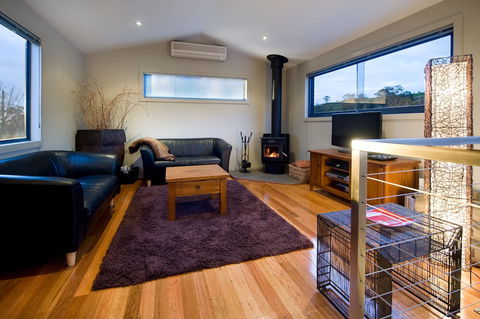 Alofi - Australia Accommodation 4