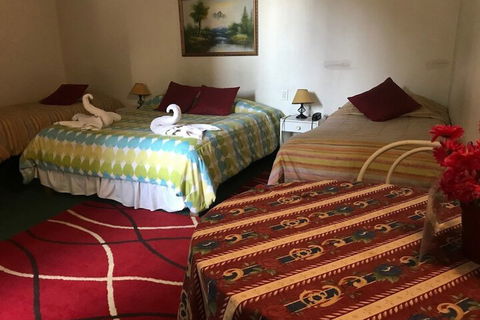 Cameron Lodge Cottage - Australia Accommodation 6