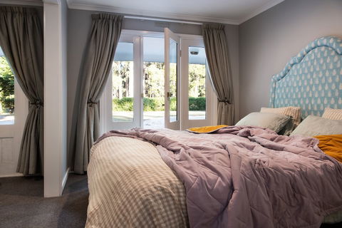 The Pond House Trentham - Australia Accommodation 4