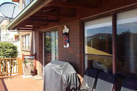 High On Penguin - Australia Accommodation 7