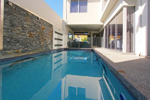 Ambar Villa - Australia Accommodation 6