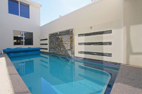 Ambar Villa - Australia Accommodation 5