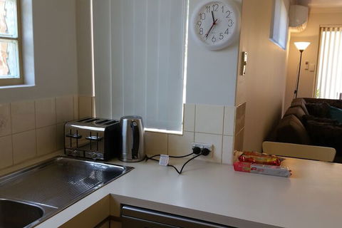 Azure Villa - Australia Accommodation 4