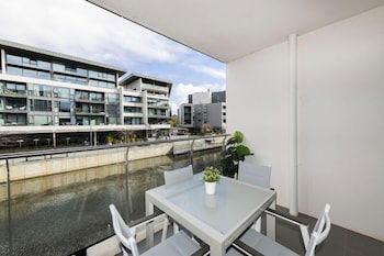 Accommodate Canberra - Lakefront - Australia Accommodation 3
