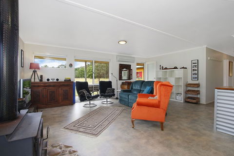 Feathertop Views - Australia Accommodation 0