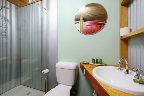 Feathertop Views - Australia Accommodation 2