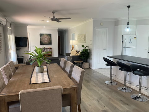 Valley View Townhouse - On The RAIL TRAIL - Australia Accommodation 5