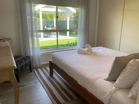 Valley View Townhouse - On The RAIL TRAIL - Australia Accommodation 1