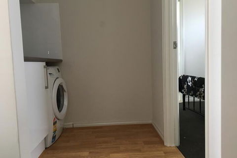 Apartment In Queens Park - Australia Accommodation 3