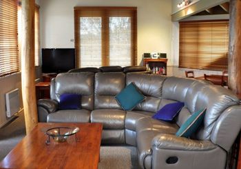 Eacottage - Australia Accommodation 0