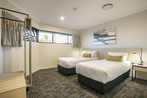 Nightcap At Kawana Waters Hotel - Australia Accommodation 6